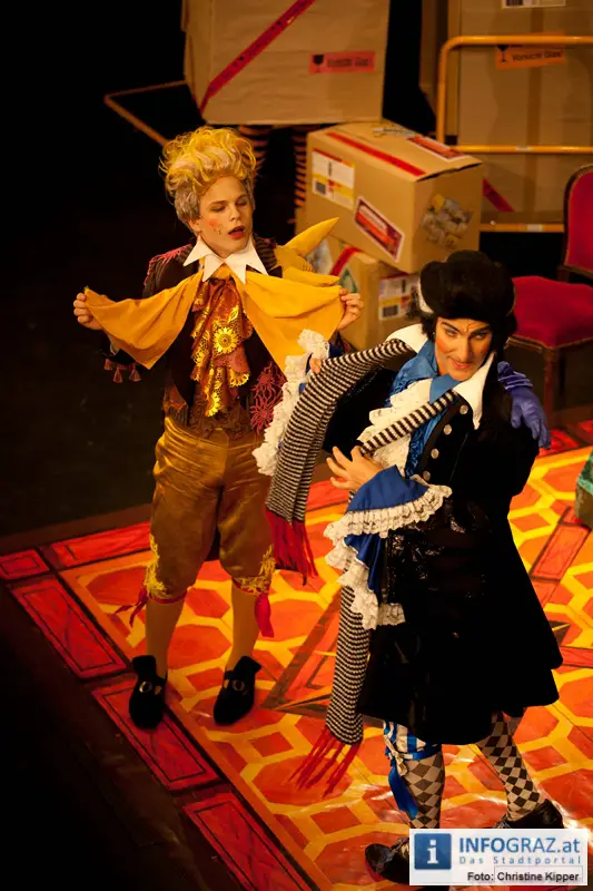 Des Kaisers neue Kleider - 013