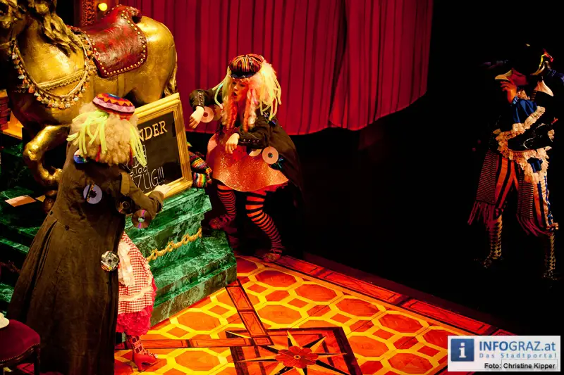 Des Kaisers neue Kleider - 029