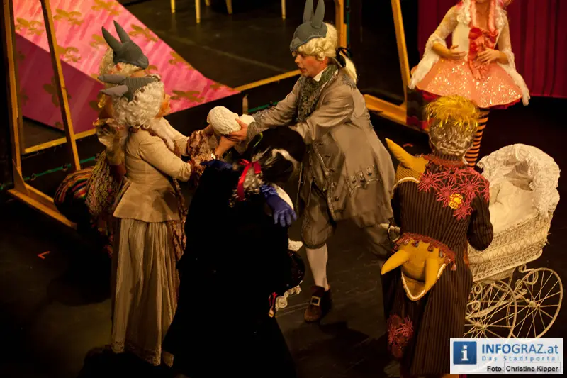 Des Kaisers neue Kleider - 063