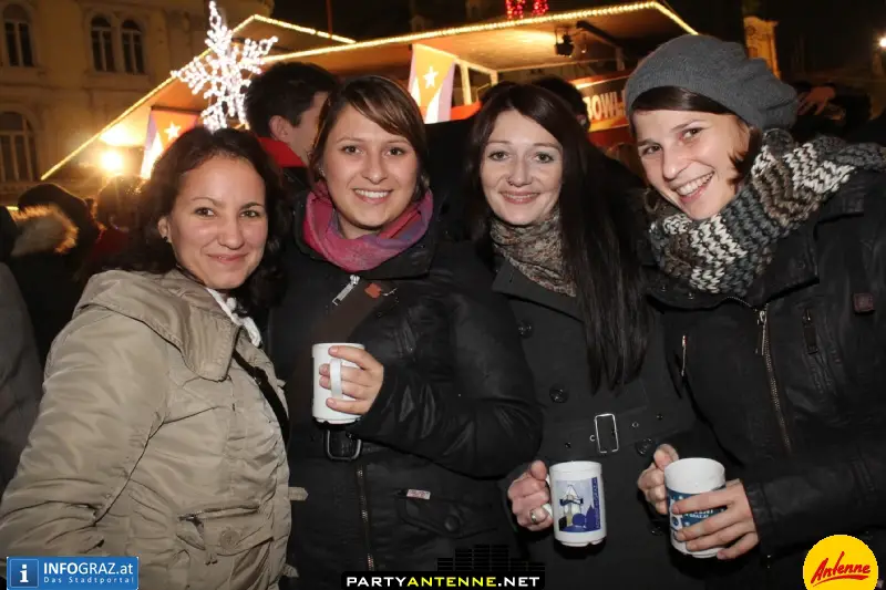 Glühweinstände beim Eisernen Tor 23.11.2012 - 006