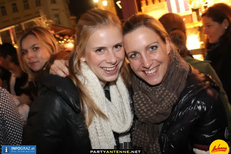 Glühweinstände beim Eisernen Tor 23.11.2012 - 020
