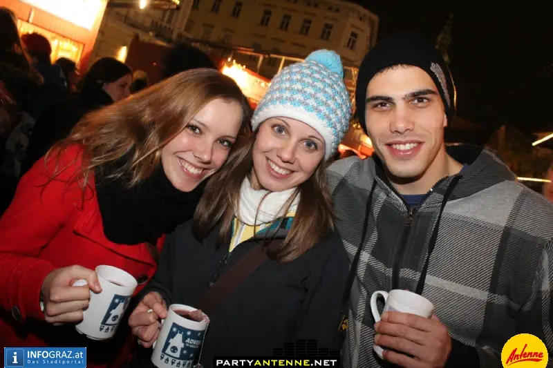 Glühweinstände beim Eisernen Tor 23.11.2012 - 022