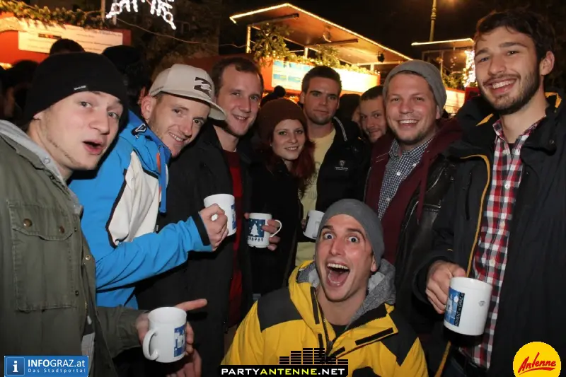 Glühweinstände beim Eisernen Tor 23.11.2012 - 029