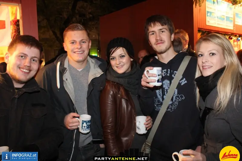 Glühweinstände beim Eisernen Tor 23.11.2012 - 032