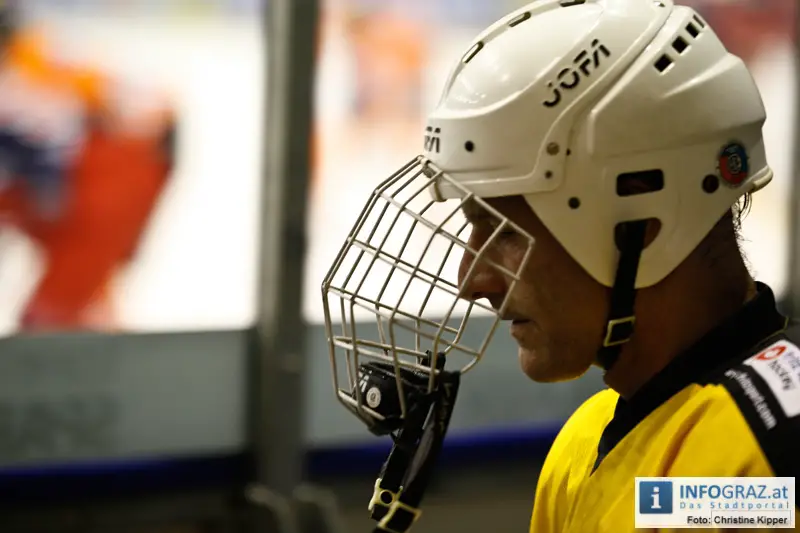 Moser Medical Graz99ers : EC RedBull Salzburg - 085