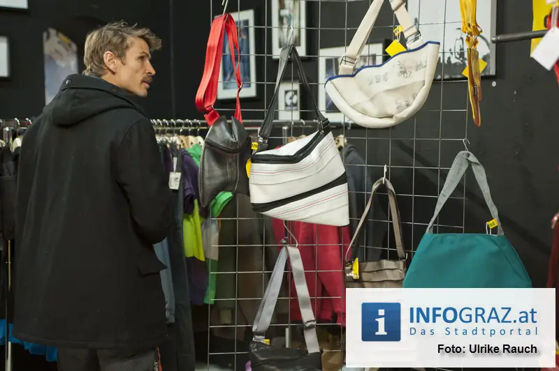 Weihnachts-Verkaufsausstellung und Workshops - 042