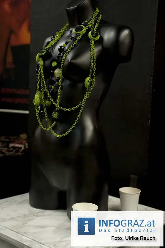 Weihnachts-Verkaufsausstellung und Workshops - 055