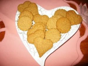 Zimt,NERVEN-KEKSE,Hildegard von Bingen,ernährungsmedizin,mandelmasse,gemahlene mandeln,traditionelle chinesischen medizin,backrohr,garnieren,zitronengelee,rasten lassen