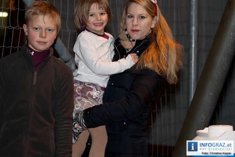 Weihnachtsmann beim Eissportclub ESC Graz - 001