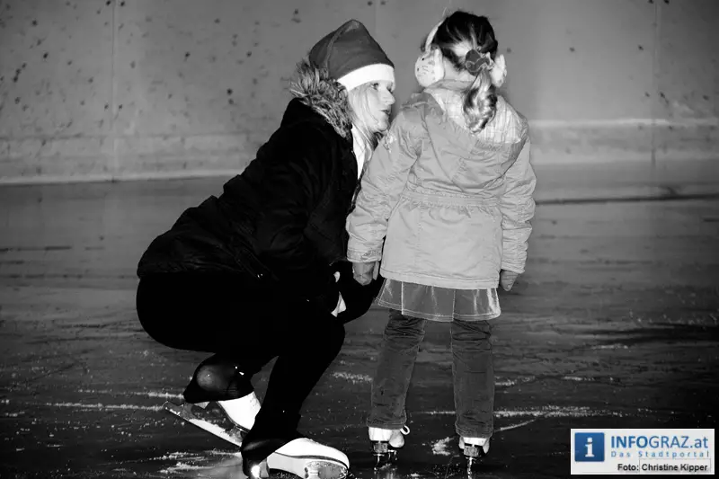 Weihnachtsmann beim Eissportclub ESC Graz - 002