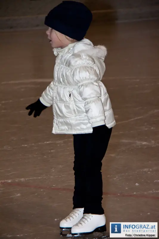 Weihnachtsmann beim Eissportclub ESC Graz - 006