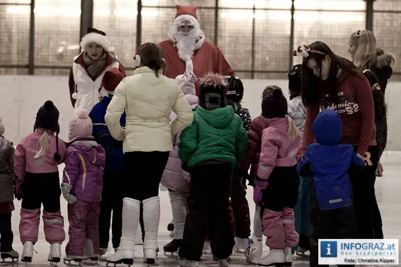 Weihnachtsmann beim Eissportclub ESC Graz - 013
