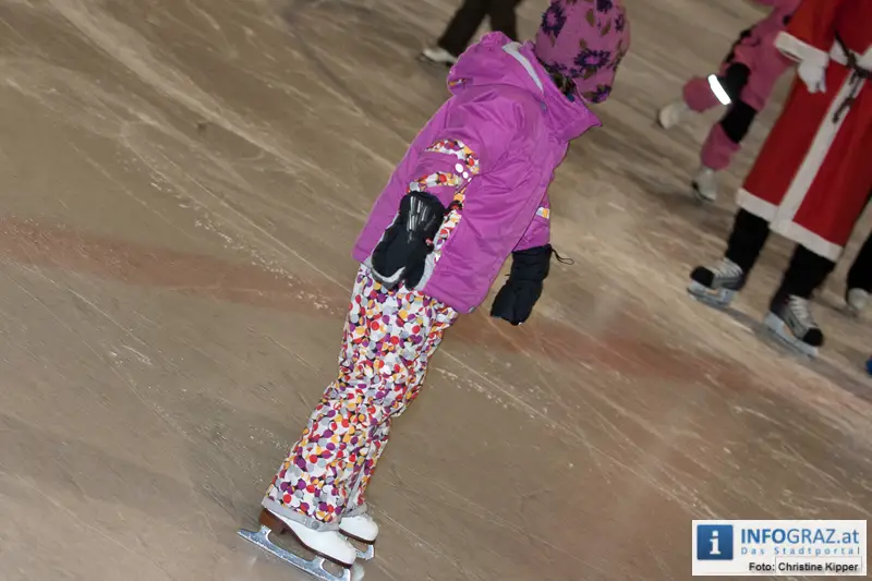 Weihnachtsmann beim Eissportclub ESC Graz - 028