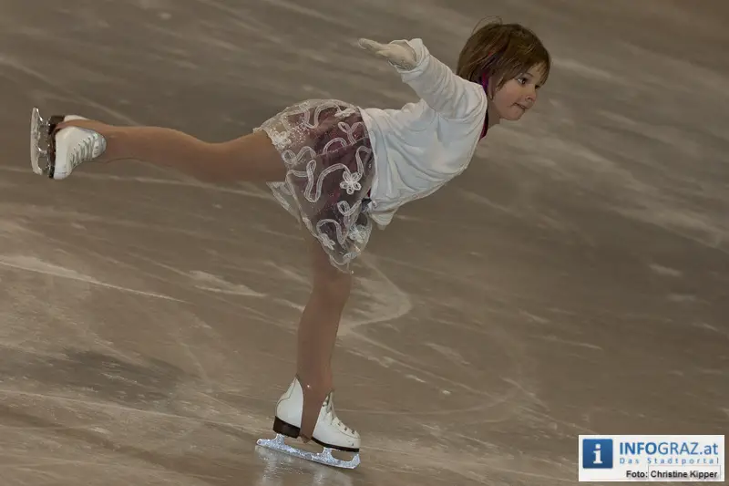 Weihnachtsmann beim Eissportclub ESC Graz - 030