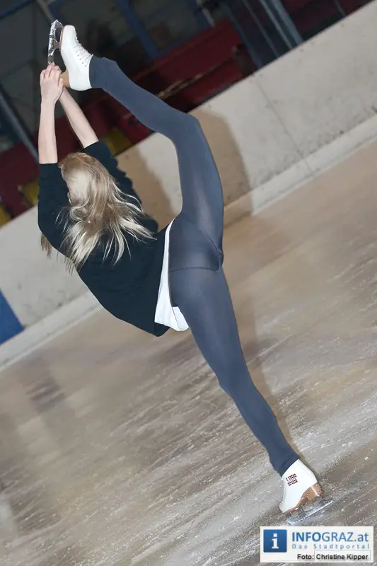 Weihnachtsmann beim Eissportclub ESC Graz - 049