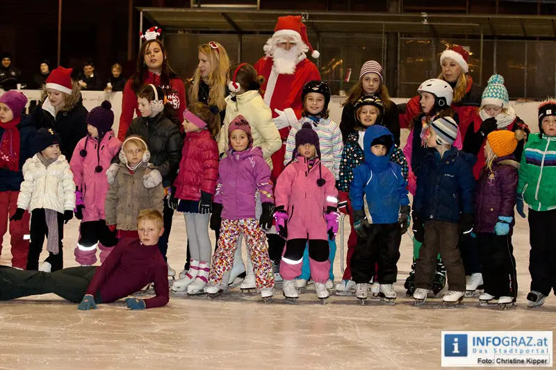 Weihnachtsmann beim Eissportclub ESC Graz - 050