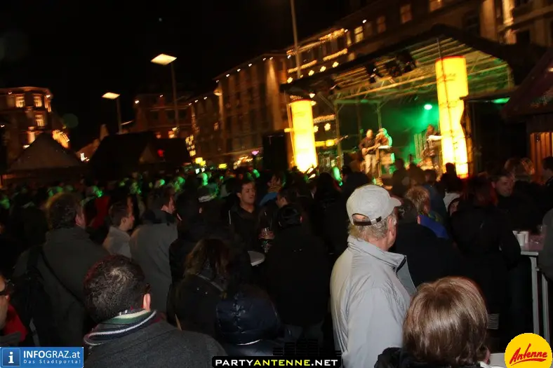Antenne Silvesterdorf Hauptplatz Graz - 006