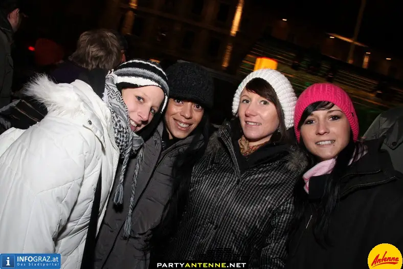 Antenne Silvesterdorf Hauptplatz Graz - 009