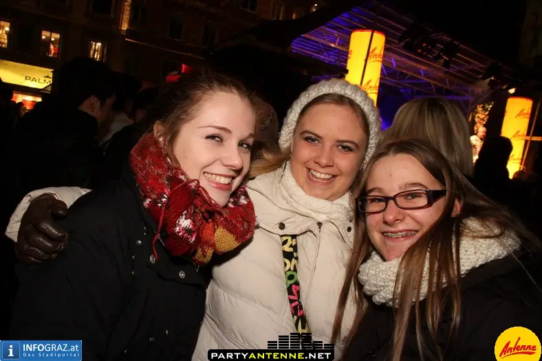 Antenne Silvesterdorf Hauptplatz Graz - 028
