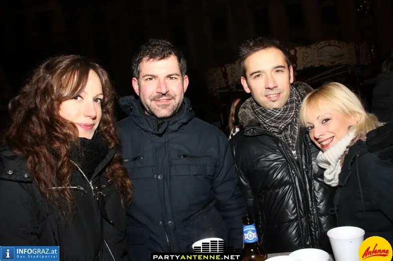Antenne Silvesterdorf Hauptplatz Graz - 038