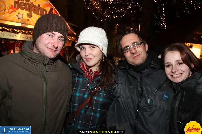 Antenne Silvesterdorf Hauptplatz Graz - 040