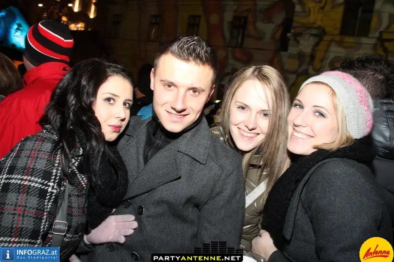 Antenne Silvesterdorf Hauptplatz Graz - 045