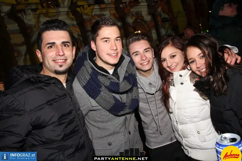 Antenne Silvesterdorf Hauptplatz Graz - 047