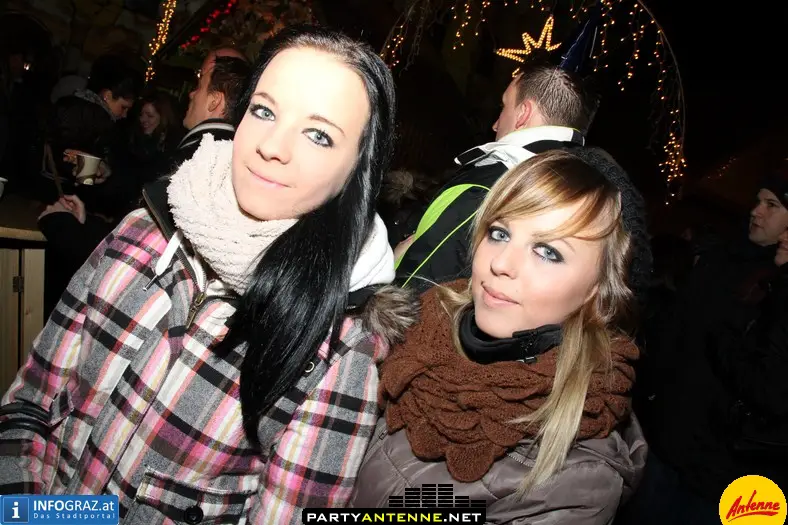 Antenne Silvesterdorf Hauptplatz Graz - 057