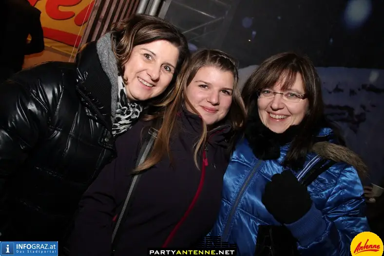 Antenne Silvesterdorf Hauptplatz Graz - 060