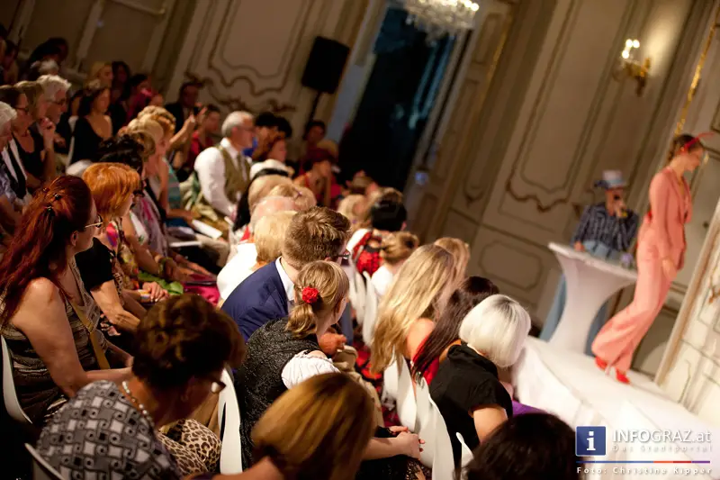 museum im palais salonmodenschau 29 6 2013 art und fashion team frech elegant romantisch sexy 067
