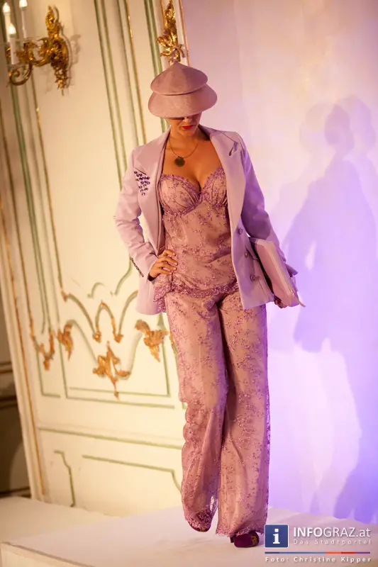 museum im palais salonmodenschau 29 6 2013 art und fashion team frech elegant romantisch sexy 134