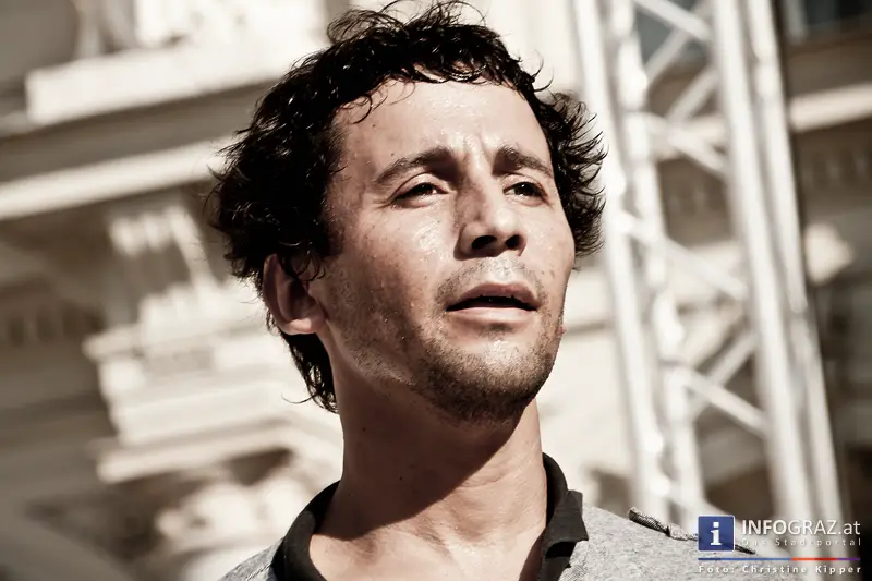 atempo circ la strada graz 28 Juli 2013 grosser zirkus spanisch spektakulaere akrobatik grazer hauptplatz 20