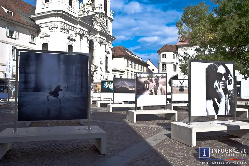 Ausstellung Menschenbilder 2013 am Grazer Mariahilferplatz - 022
