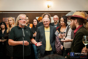 dr. kurt flecker,ernst hermann,vernissage Graz,17.10.2013,künstergruppe verhackart,grandcafé kaiserfeld,rede,seitenhieb,tagespolitik,eröffnung,graz,musikalische untermalung,michael krusche