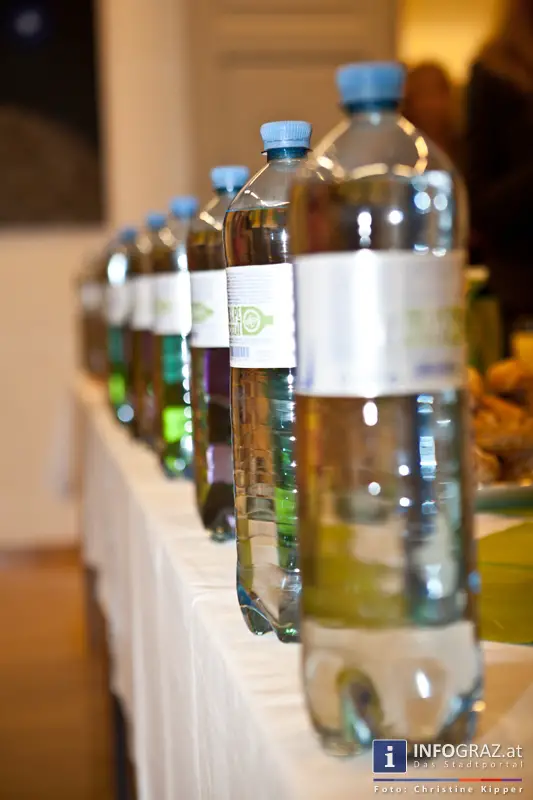 Vernissage ‚Irgendwo...‘ Urania, Freitag, 18.10.2013 - 014