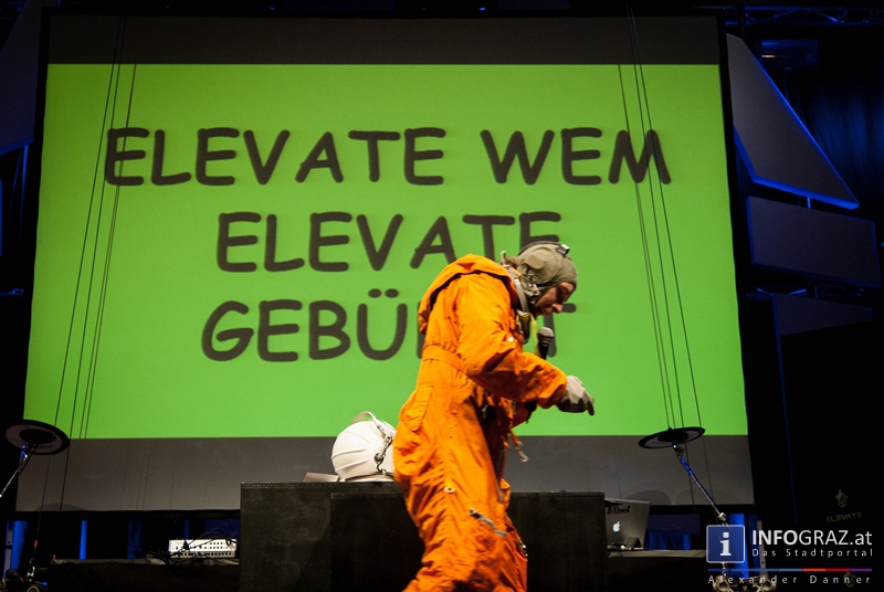 Elevate 2013 wurde eröffnet! Graz 23. Okt0ber 2013 - 049
