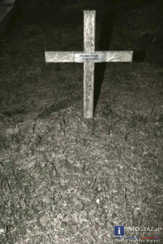 Allerheiligen – Allerseelen - Bilder einer besonderen Ruhestätte in Graz: Vinzi-Friedhof - 000