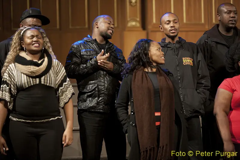 1 Soundcheck - Soweto Gospel Choir - African Spirit - - 014