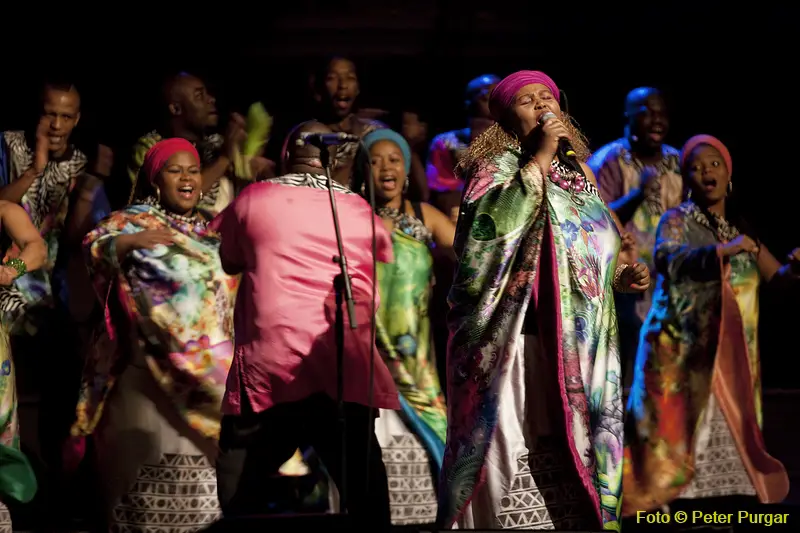 3 Soweto Gospel Choir - African Spirit - Gospel at its Best! 28.11.2013 - 055