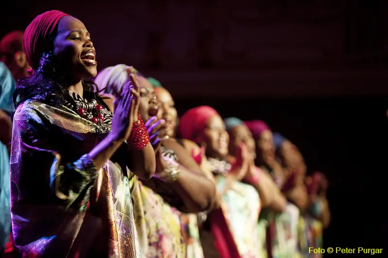 Soweto Gospel Choir - African Spirit - Gospel at its Best! 28.11.2013 - 064