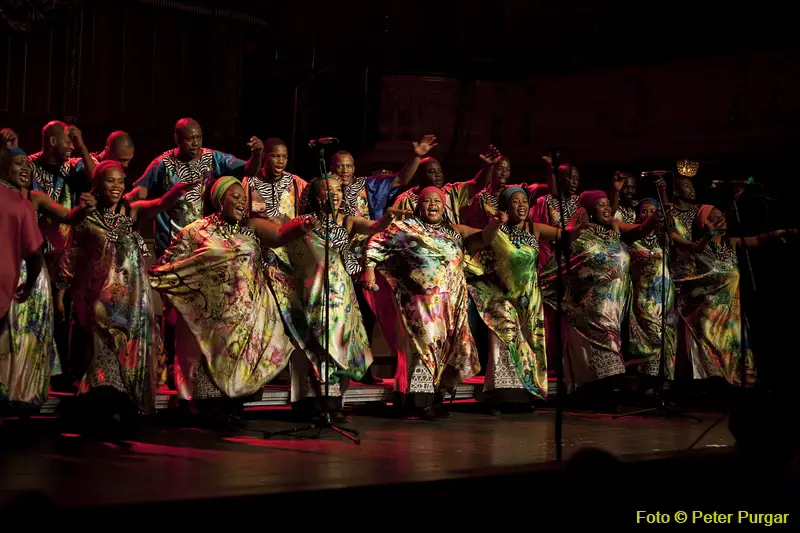 Soweto Gospel Choir - African Spirit - Gospel at its Best! 28.11.2013 - 083