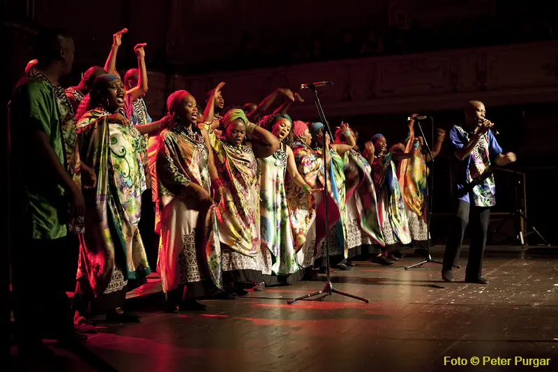 Soweto Gospel Choir - African Spirit - Gospel at its Best! 28.11.2013 - 087