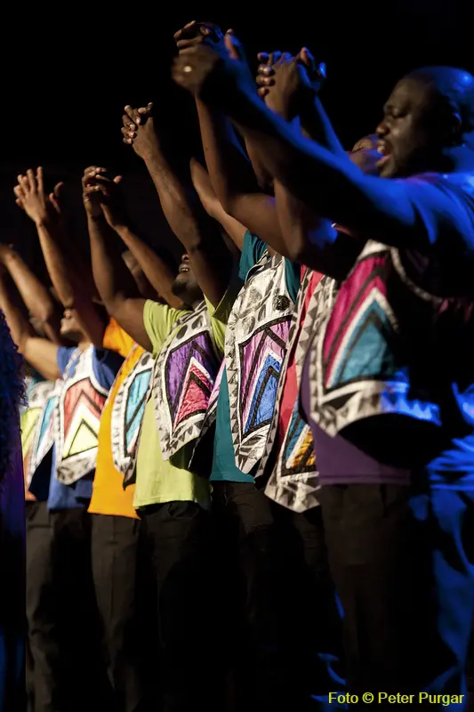 Soweto Gospel Choir - African Spirit - Gospel at its Best! 28.11.2013 - 104