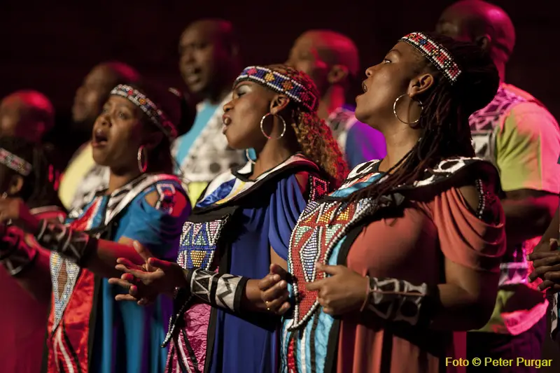 Soweto Gospel Choir - African Spirit - Gospel at its Best! 28.11.2013 - 107
