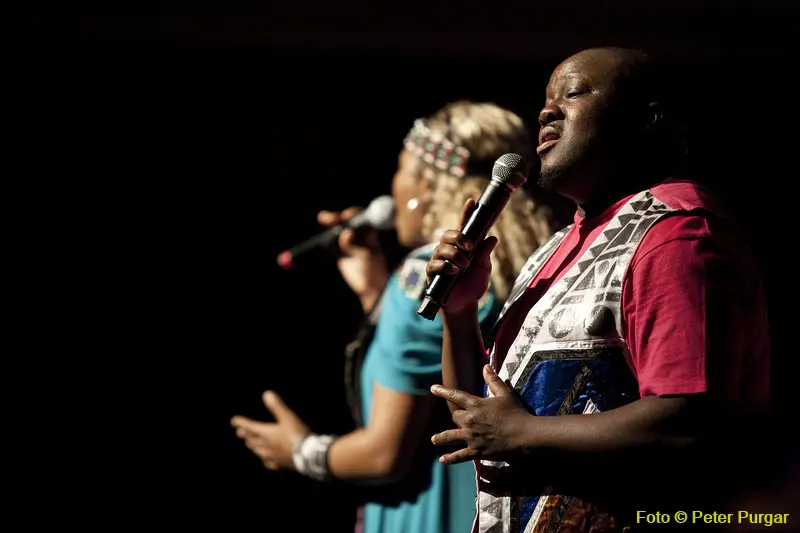 Soweto Gospel Choir - African Spirit - Gospel at its Best! 28.11.2013 - 108