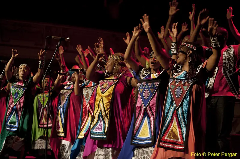 Soweto Gospel Choir - African Spirit - Gospel at its Best! 28.11.2013 - 112