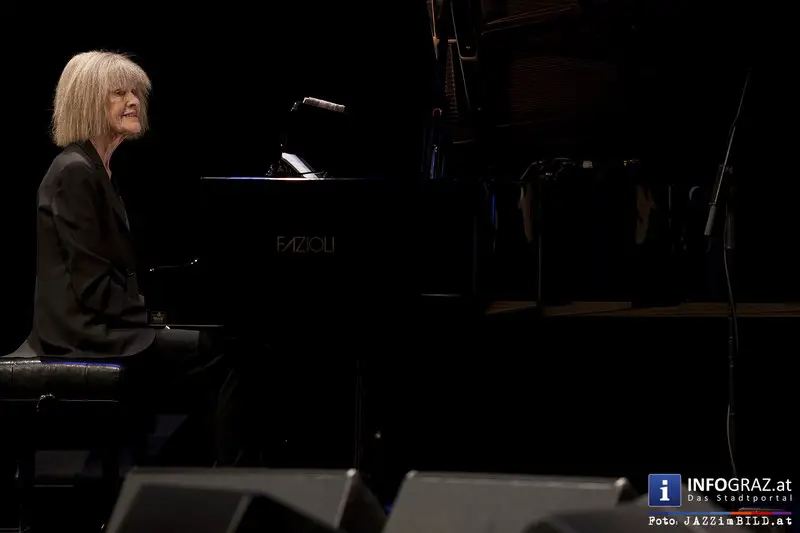Jazz@MUMUTH mit der Grand Dame des Jazz Carla Bley am 5.12.2013 - 039