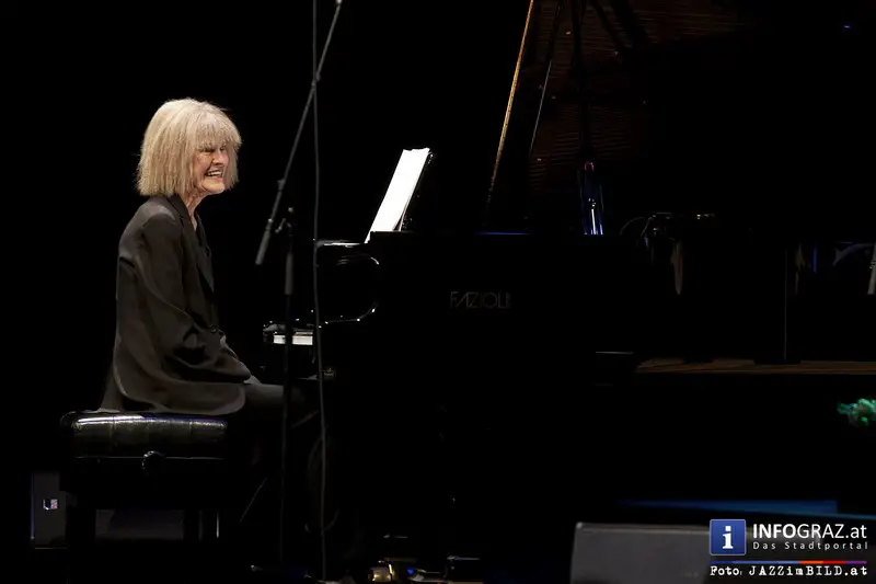 Jazz@MUMUTH mit der Grand Dame des Jazz Carla Bley am 5.12.2013 - 043
