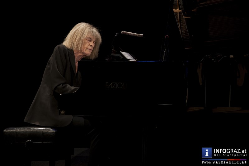 Jazz@MUMUTH mit der Grand Dame des Jazz Carla Bley am 5.12.2013 - 053