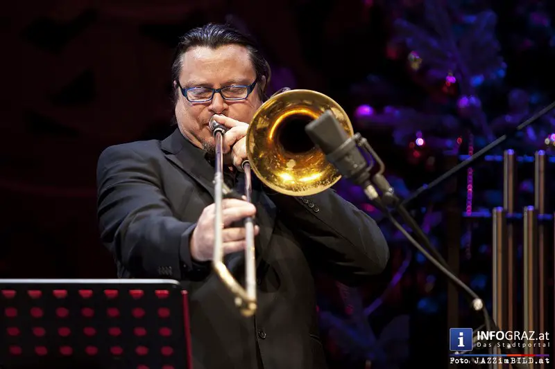 Jazz@MUMUTH mit der Grand Dame des Jazz Carla Bley am 5.12.2013 - 058